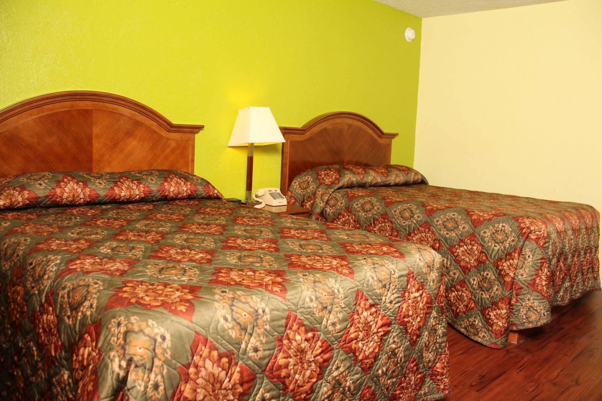 La Hacienda Inn Artesia Ngoại thất bức ảnh