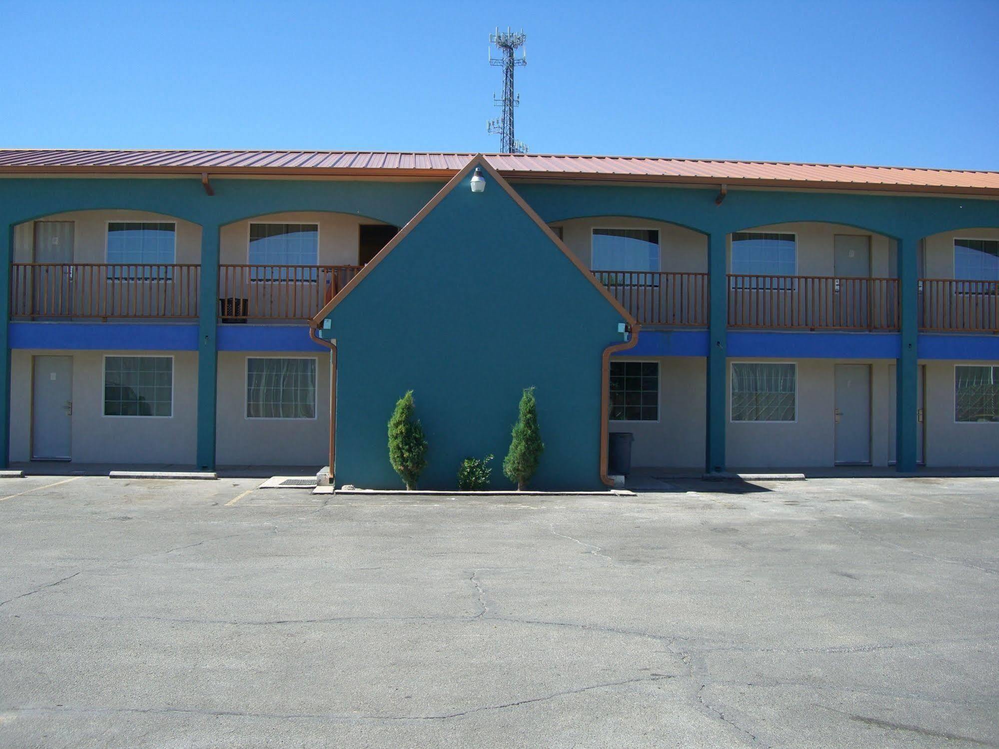 La Hacienda Inn Artesia Ngoại thất bức ảnh